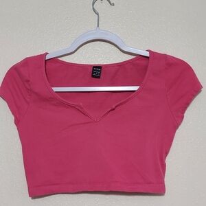 SHEIN Fuchsia Crop Top